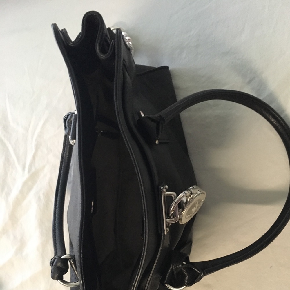 Original 🔥🔥🔥Michael kors bag 👜🔥🔥🔥 - Picture 3 of 7